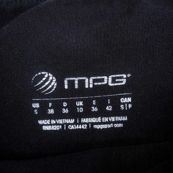 MPG Workout Leggings - Picture 4 of 5